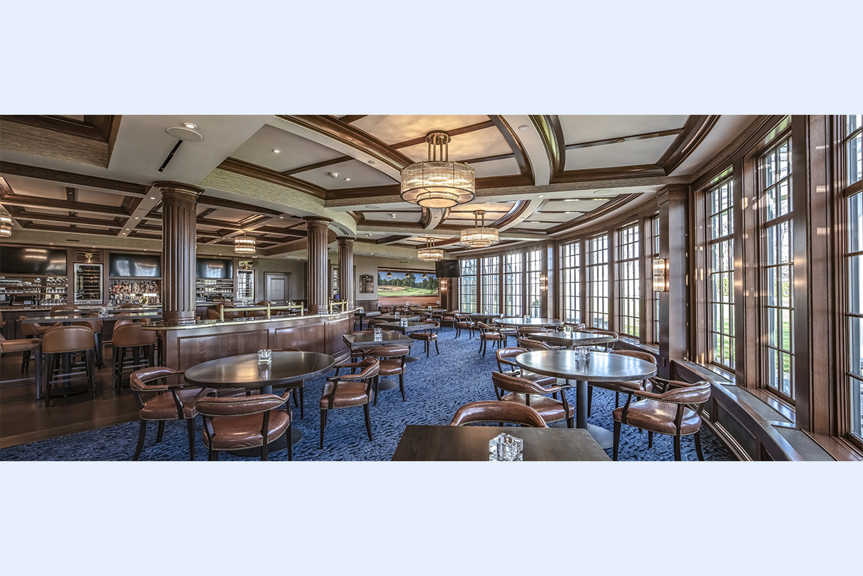 Siwanoy Country Club, bar with tables